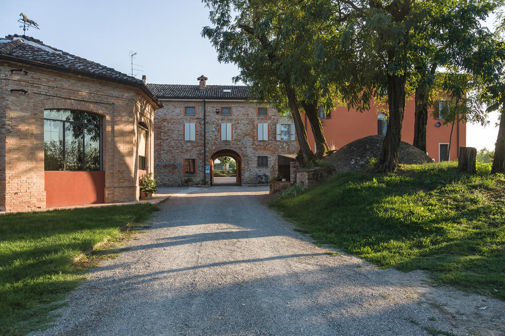 Agriturismo Battibue Fiorenzuola dʼArda Zewnętrze zdjęcie